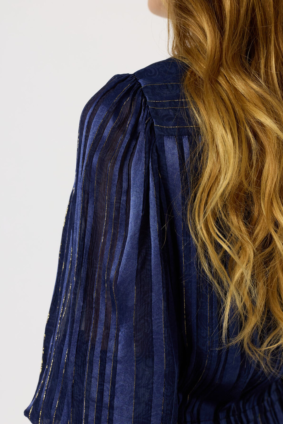 maxiklänning i satin med lurex - lydie