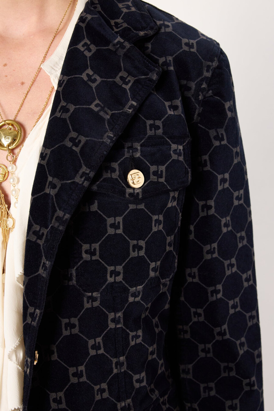 sammetsjacka med monogram - nyssa