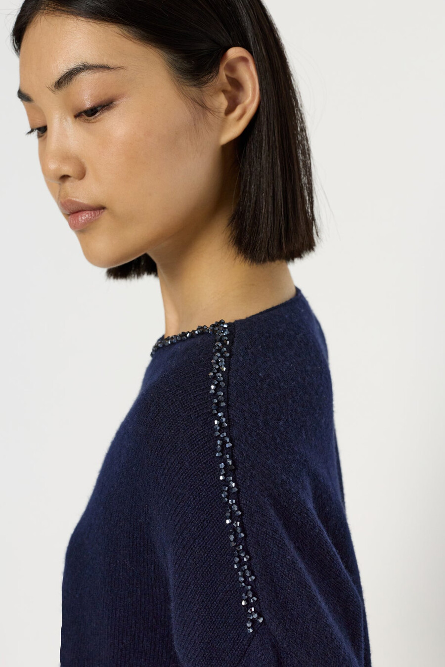 löst sittande ulltröja med strass - esme